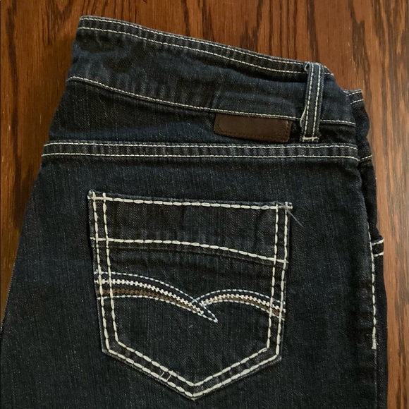 Brody Shorts - Picture 5 of 9